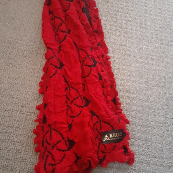 Irish Celtic Knot Scarf- Red/ Black- Kells Brand - Picture 5 of 7